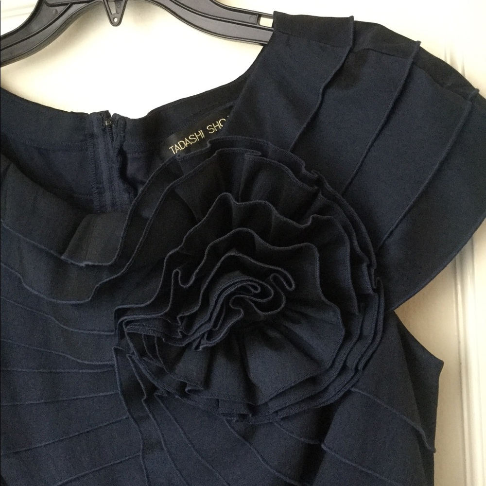 Large corsage Tadashi navy blue cocktail dress